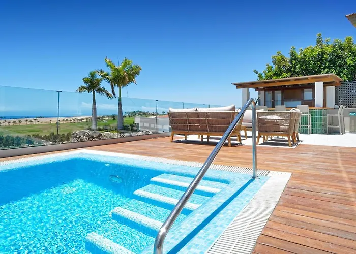 Ananda Vistas Villa *